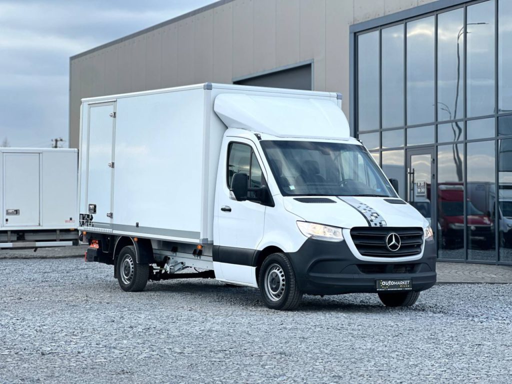 Mercedes-Benz Sprinter 2021