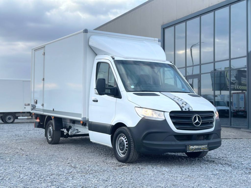 Mercedes-Benz Sprinter 2021