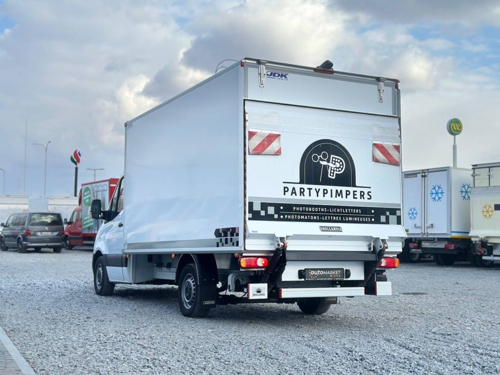 Mercedes-Benz Sprinter 2021