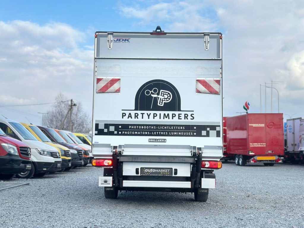 Mercedes-Benz Sprinter 2021