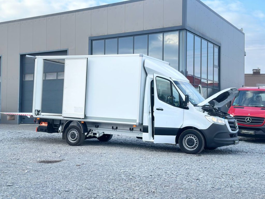 Mercedes-Benz Sprinter 2021