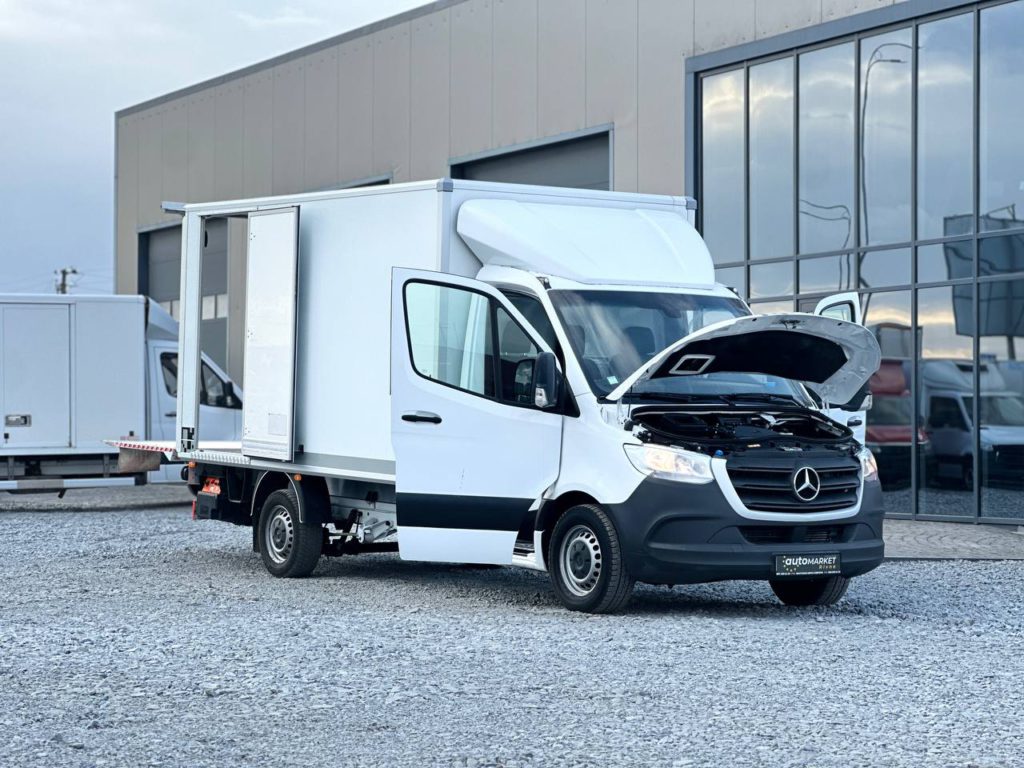 Mercedes-Benz Sprinter 2021