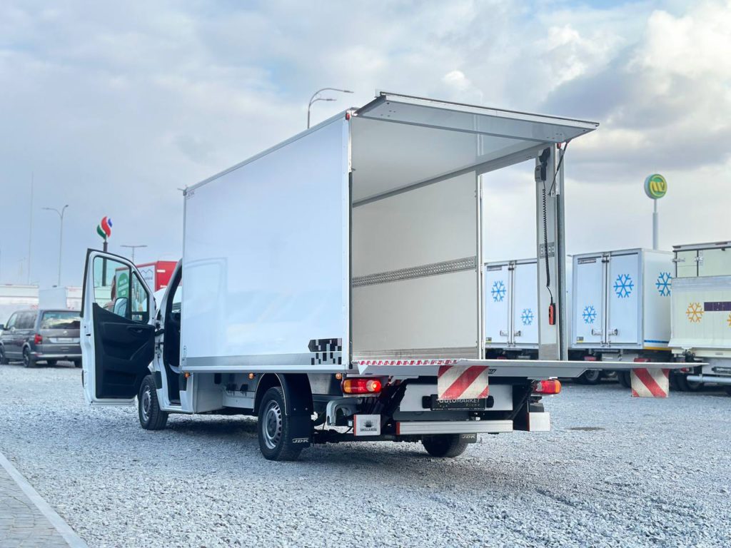 Mercedes-Benz Sprinter 2021