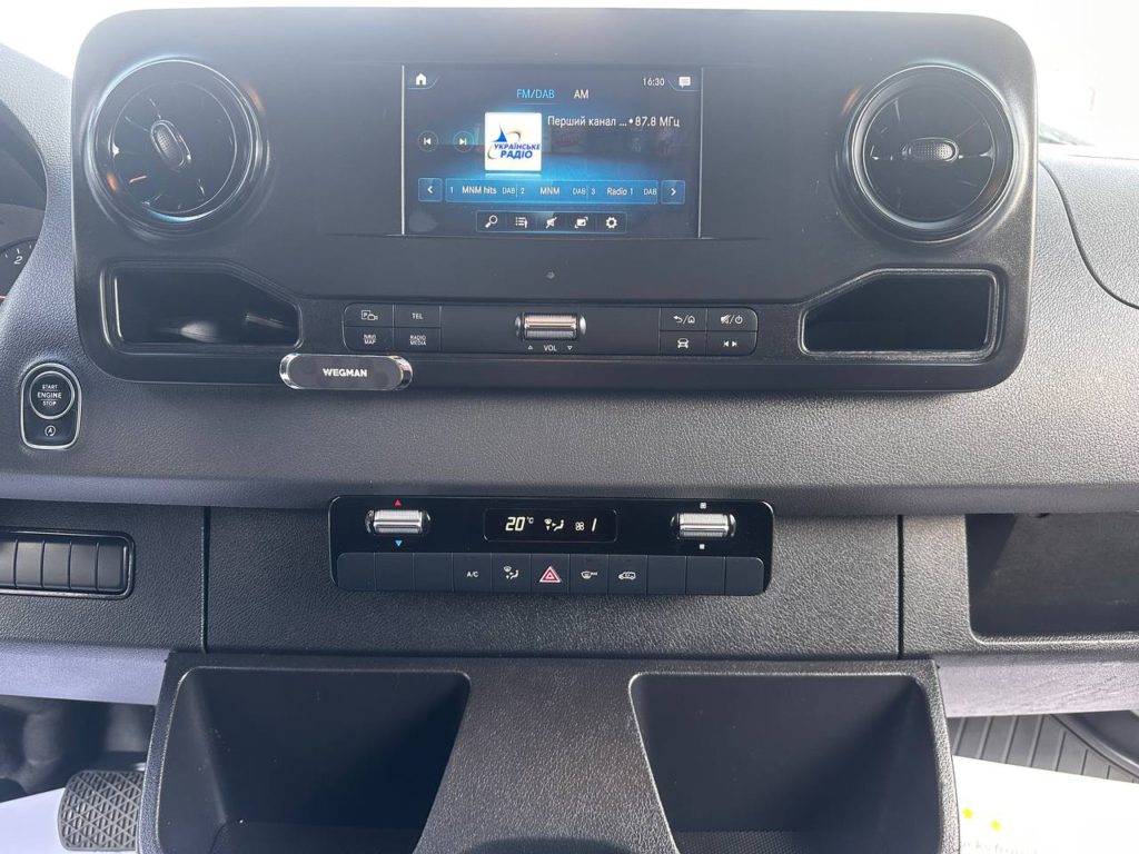 Mercedes-Benz Sprinter 2021