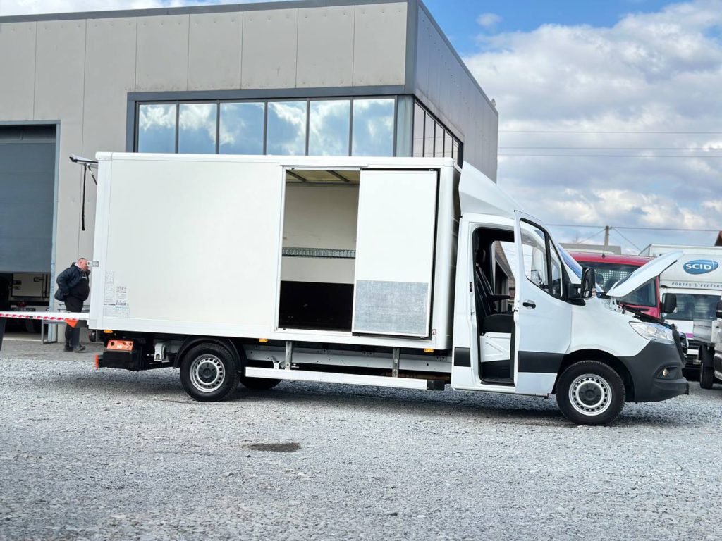 Mercedes-Benz Sprinter 2023