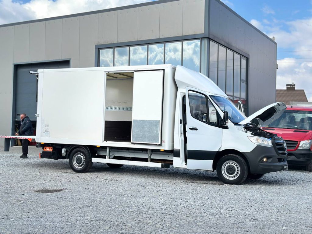 Mercedes-Benz Sprinter 2023