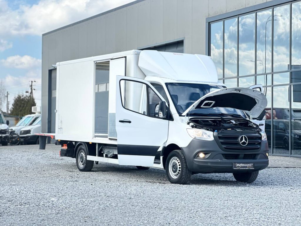 Mercedes-Benz Sprinter 2023