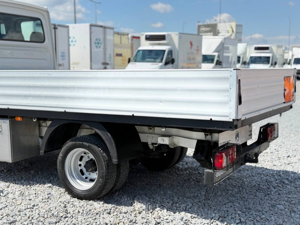Volkswagen Crafter 2012