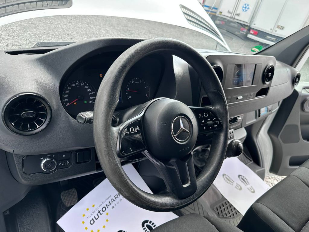 Mercedes-Benz Sprinter 2020