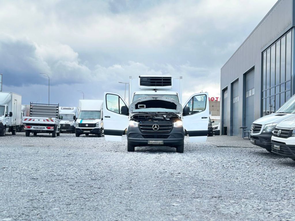 Mercedes-Benz Sprinter 2021