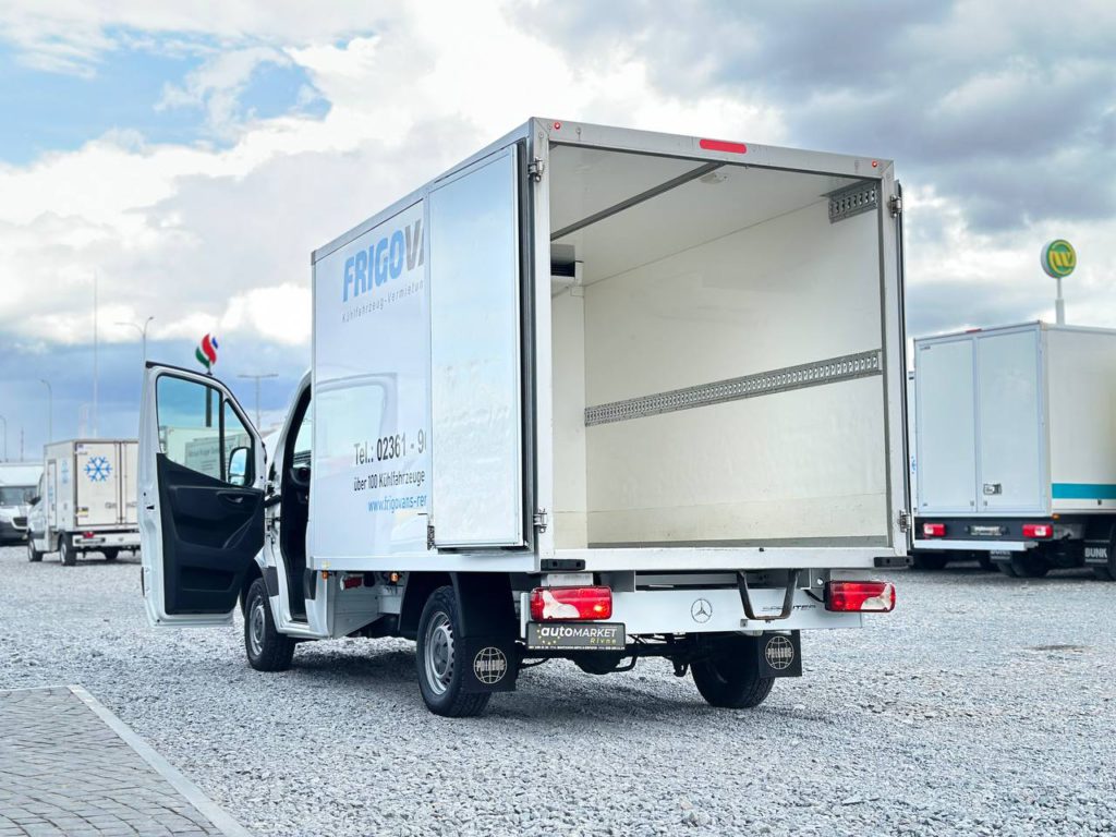 Mercedes-Benz Sprinter 2021