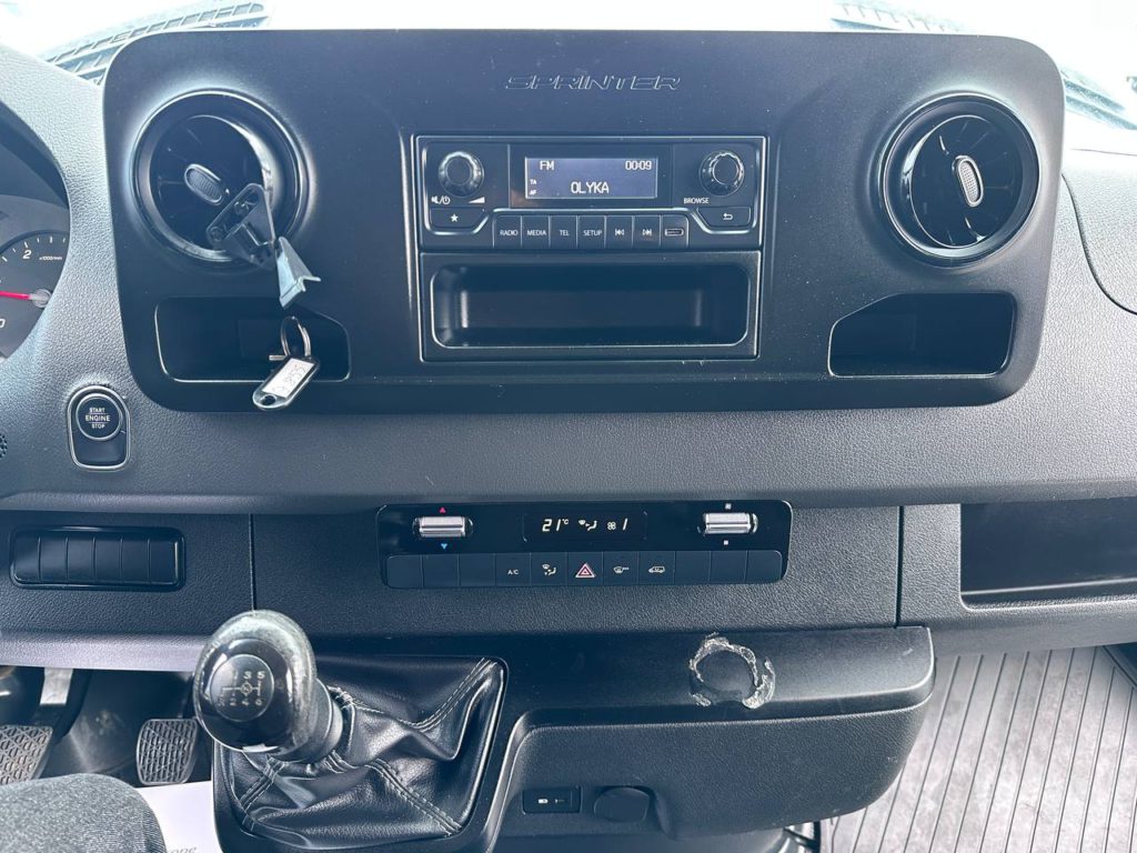 Mercedes-Benz Sprinter 2021