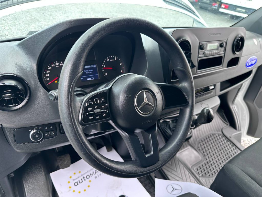 Mercedes-Benz Sprinter 2021