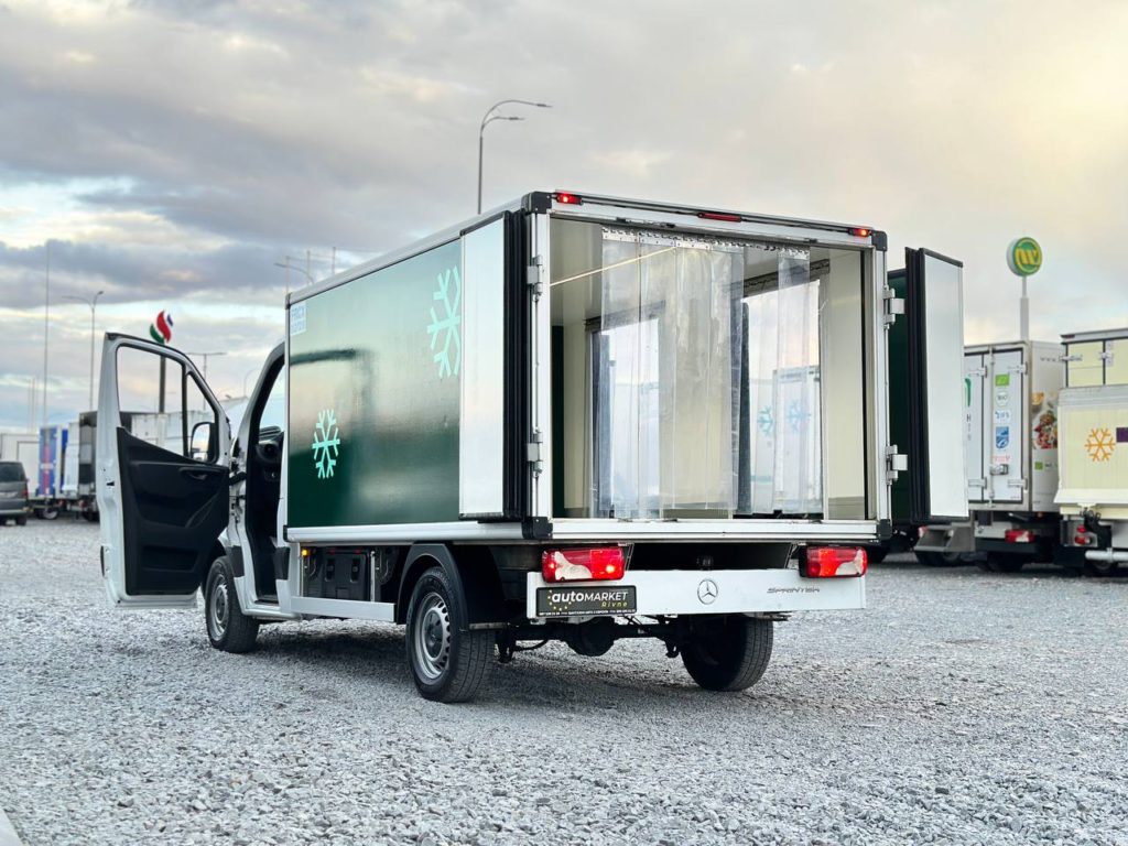 Mercedes-Benz Sprinter 2022