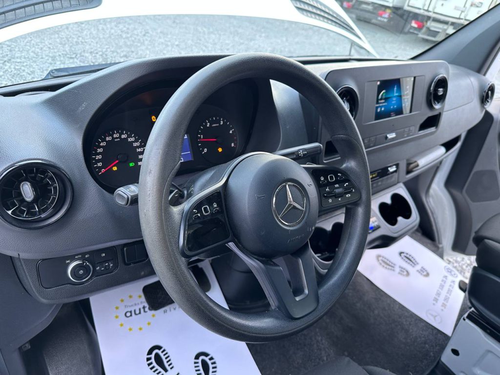 Mercedes-Benz Sprinter 2022