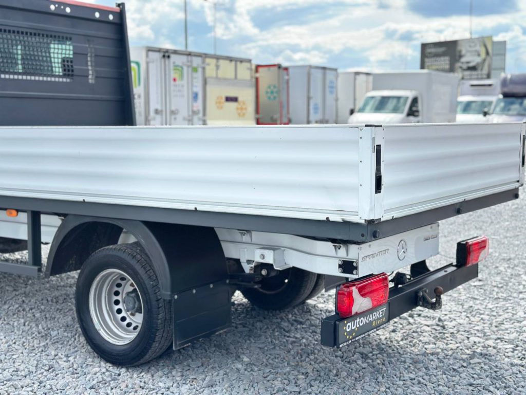 Mercedes-Benz Sprinter 2021