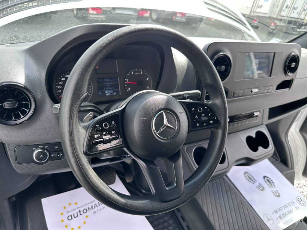 Mercedes-Benz Sprinter 2021