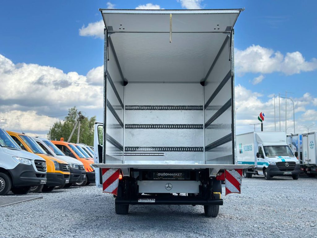 Mercedes-Benz Sprinter 2022