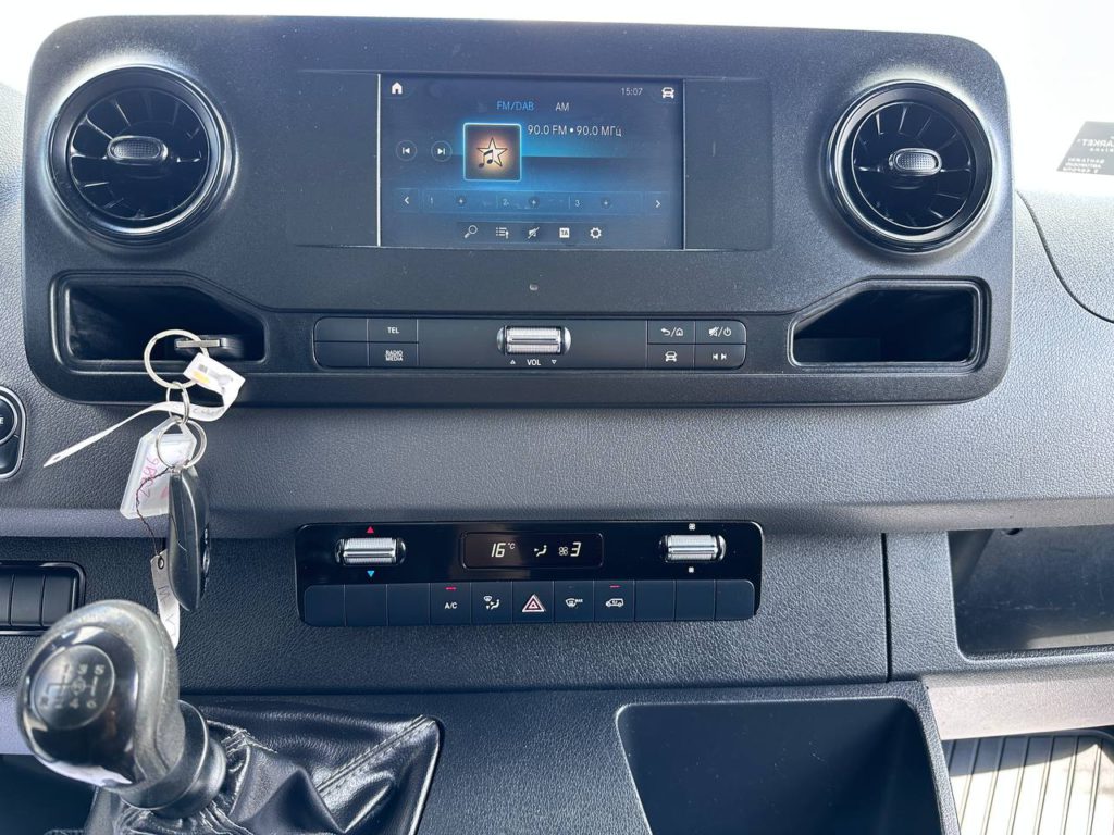 Mercedes-Benz Sprinter 2022
