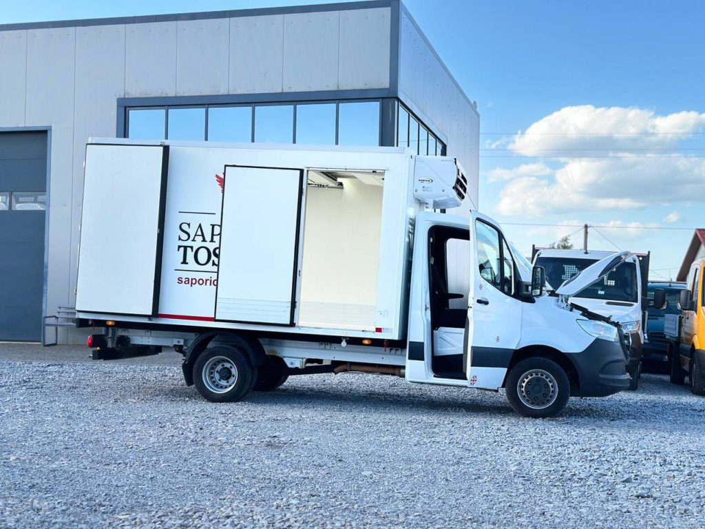 Mercedes-Benz Sprinter 2021