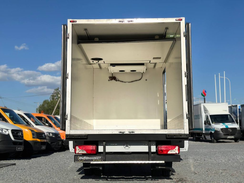 Mercedes-Benz Sprinter 2021