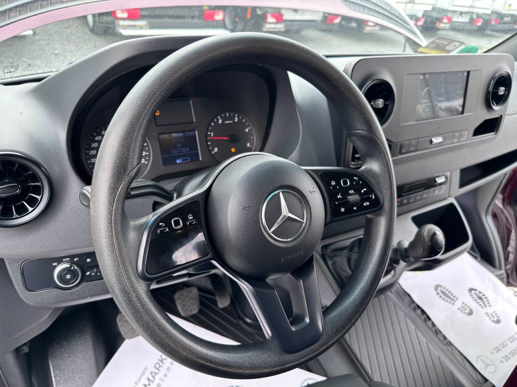 Mercedes-Benz Sprinter 2021