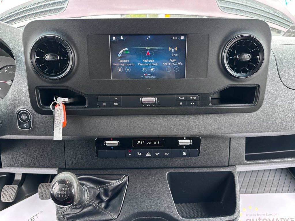 Mercedes-Benz Sprinter 2021