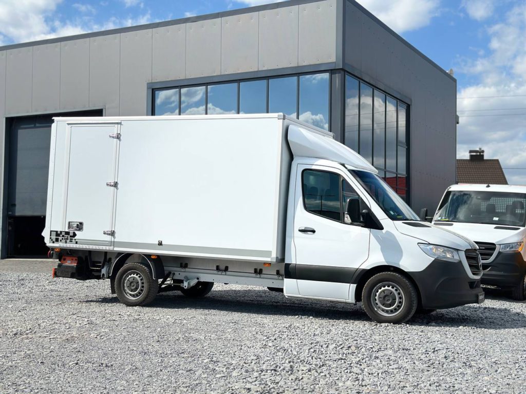 Mercedes-Benz Sprinter 2021