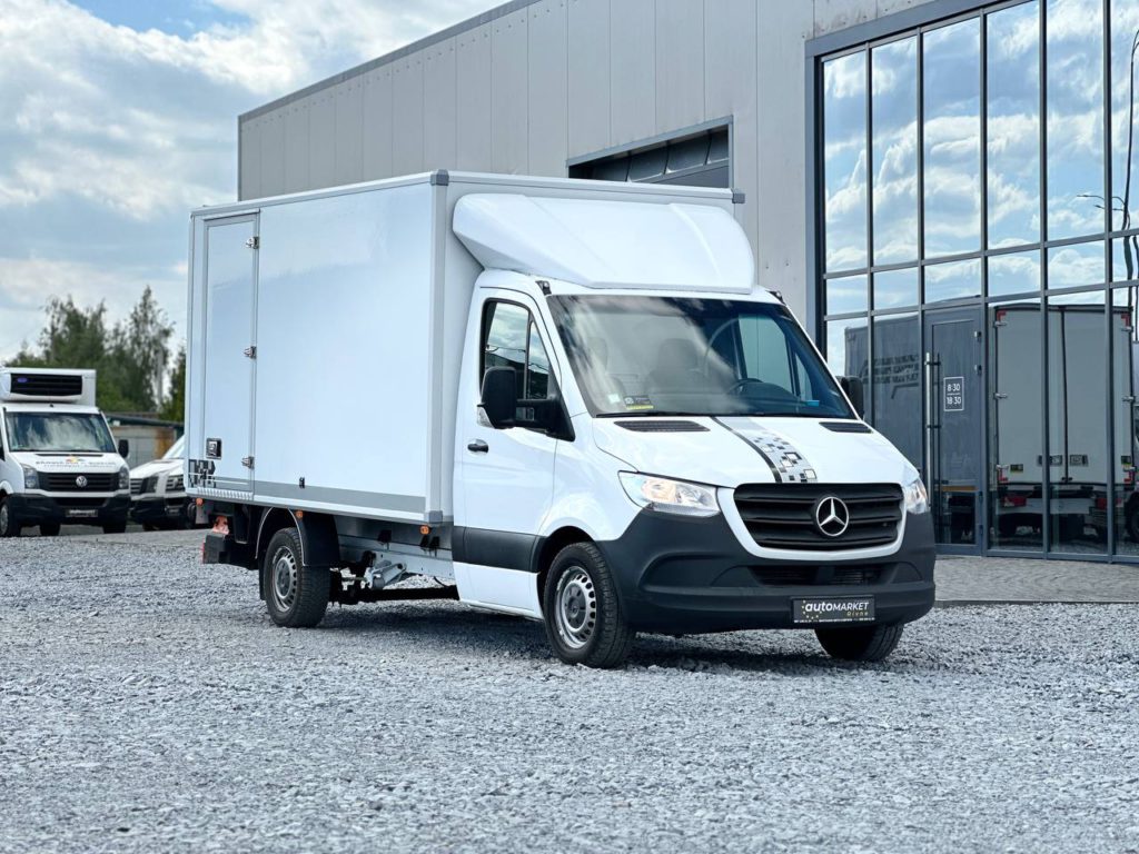 Mercedes-Benz Sprinter 2021