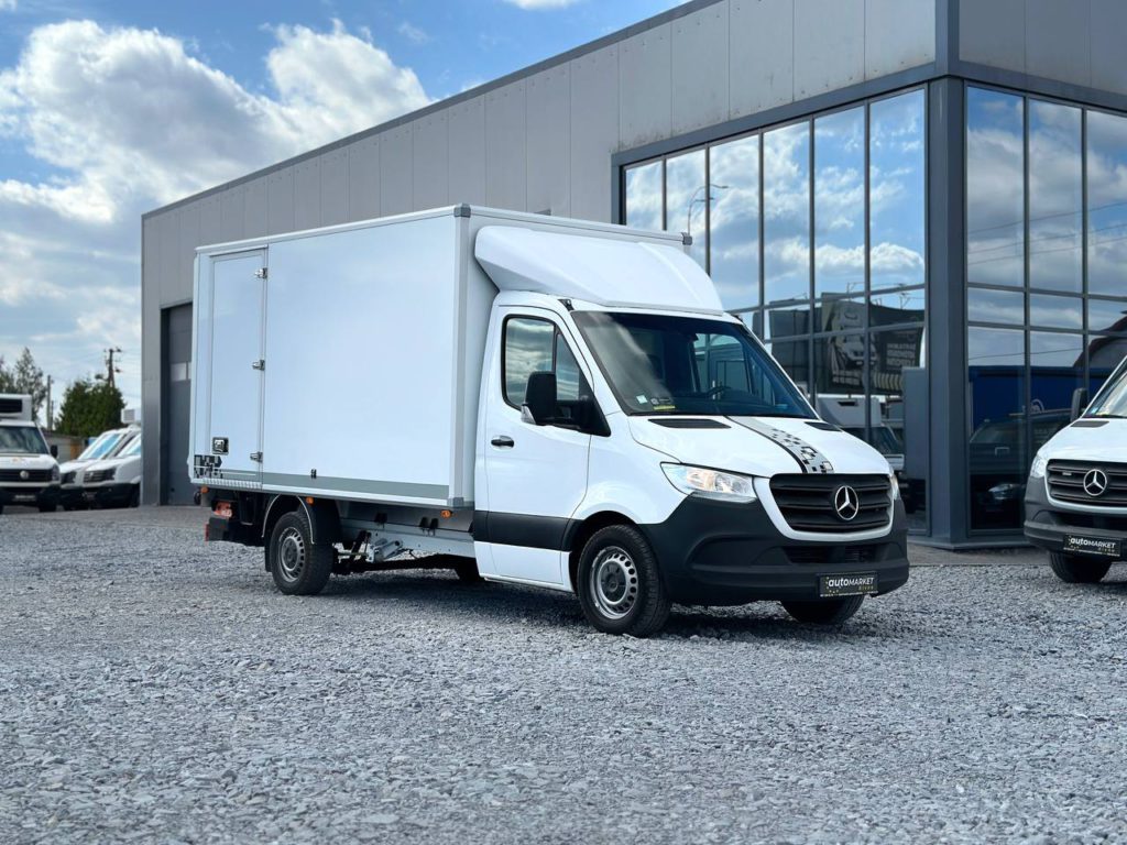 Mercedes-Benz Sprinter 2021