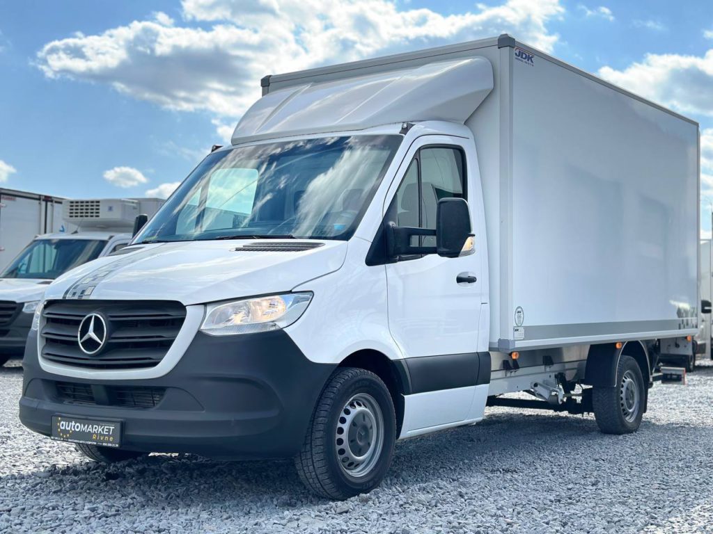 Mercedes-Benz Sprinter 2021