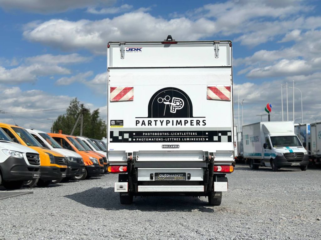 Mercedes-Benz Sprinter 2021