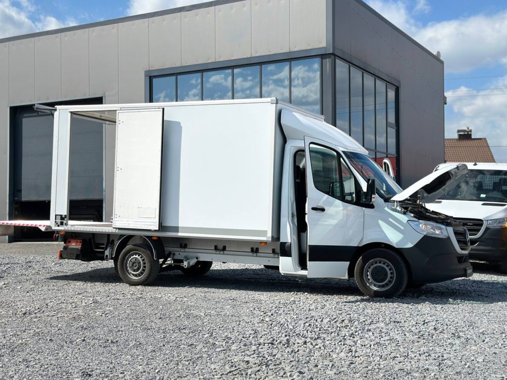 Mercedes-Benz Sprinter 2021