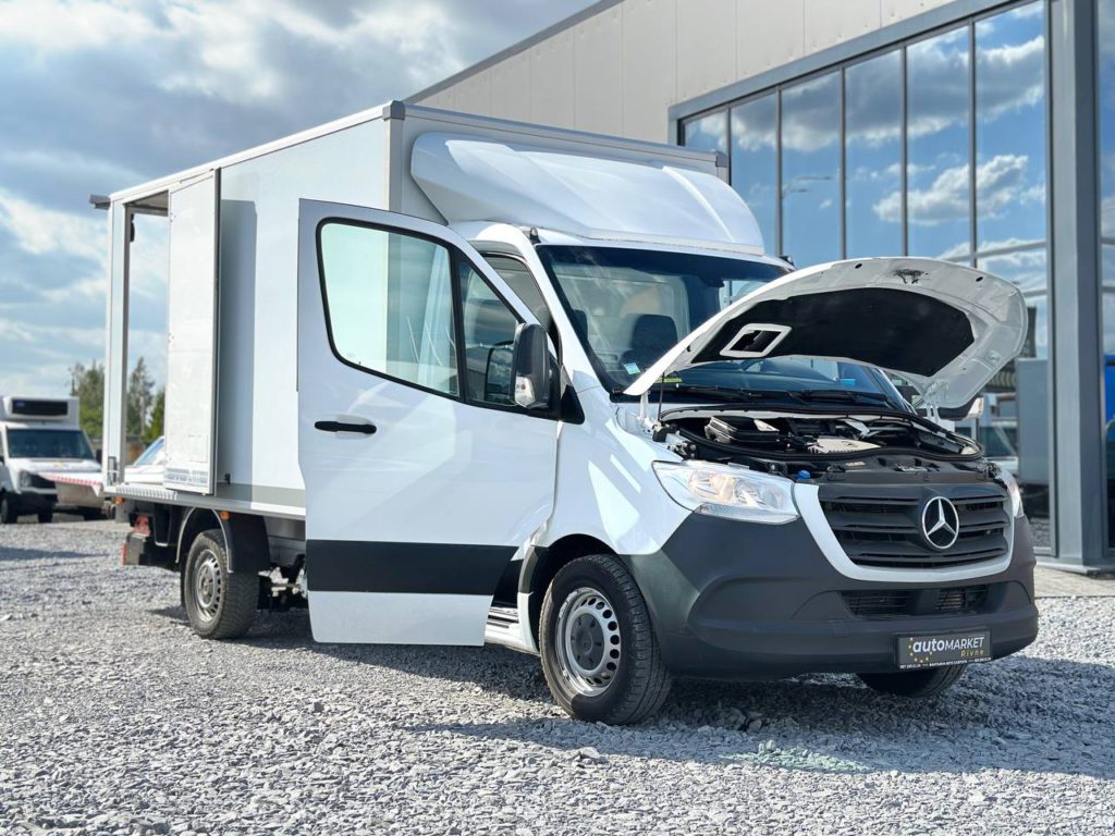 Mercedes-Benz Sprinter 2021