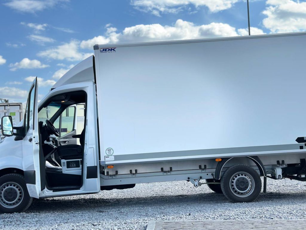 Mercedes-Benz Sprinter 2021