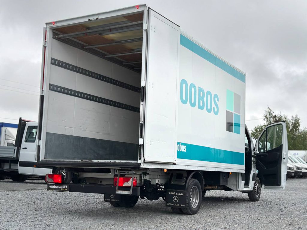Mercedes-Benz Sprinter 2021