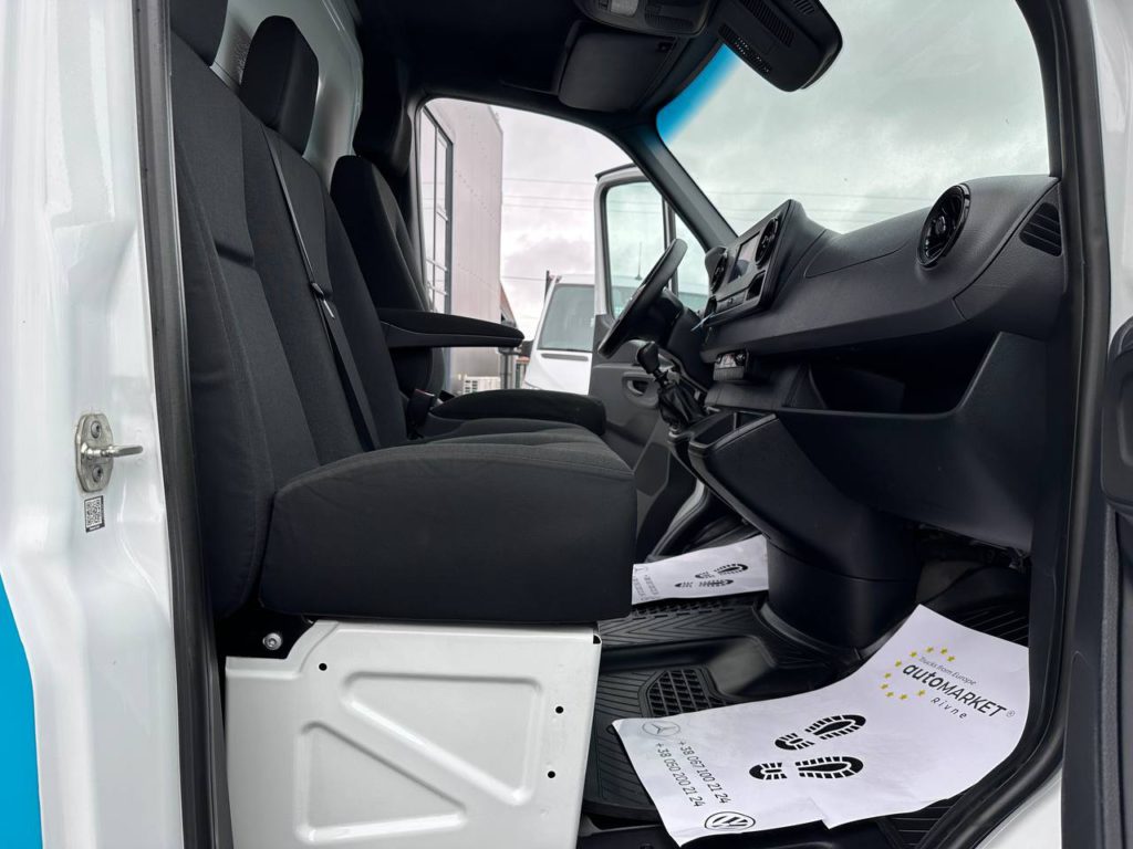 Mercedes-Benz Sprinter 2021