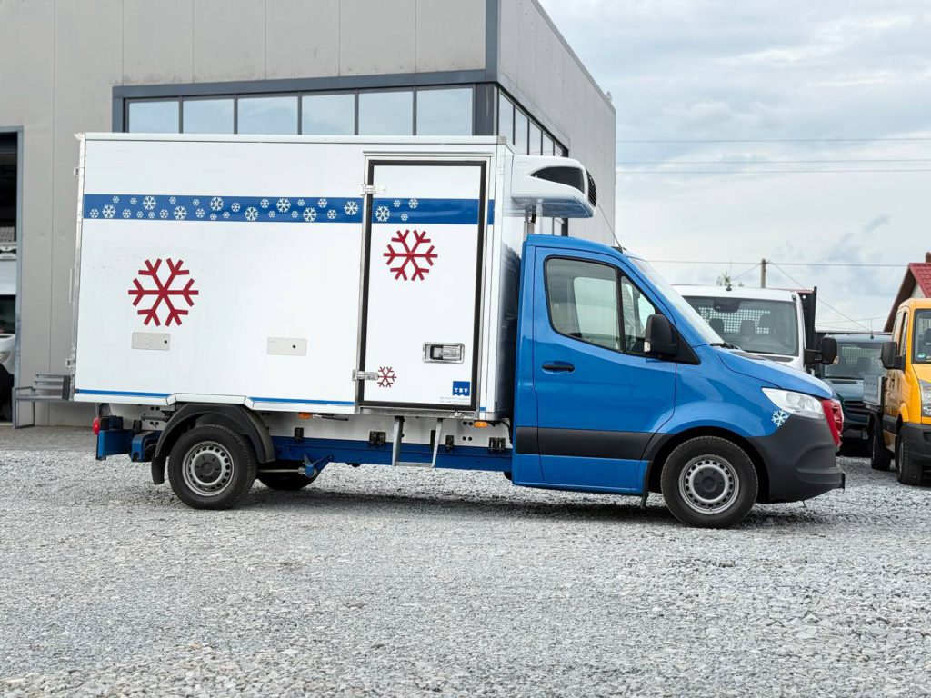 Mercedes-Benz Sprinter 2021