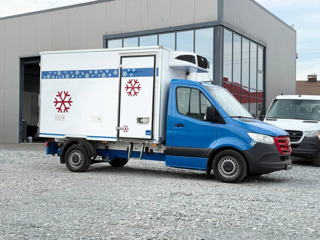 Mercedes-Benz Sprinter 2021