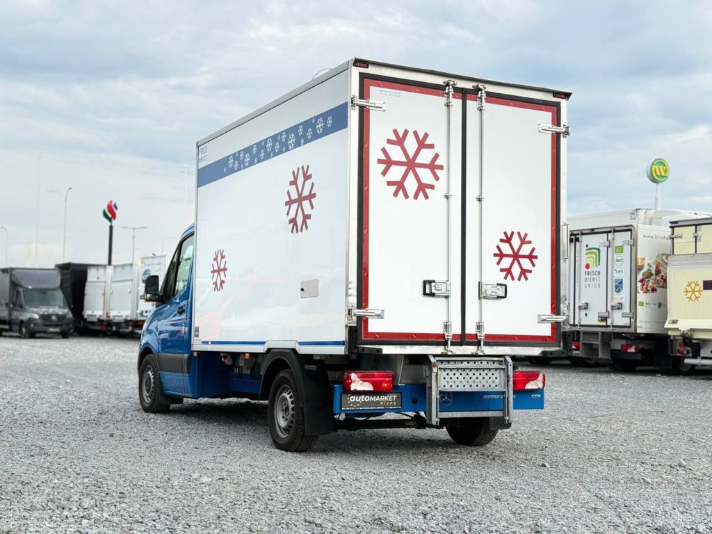 Mercedes-Benz Sprinter 2021