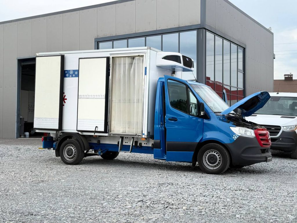 Mercedes-Benz Sprinter 2021