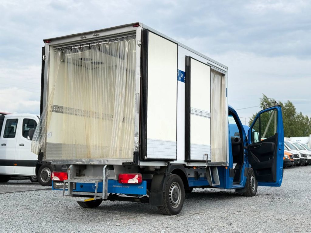 Mercedes-Benz Sprinter 2021