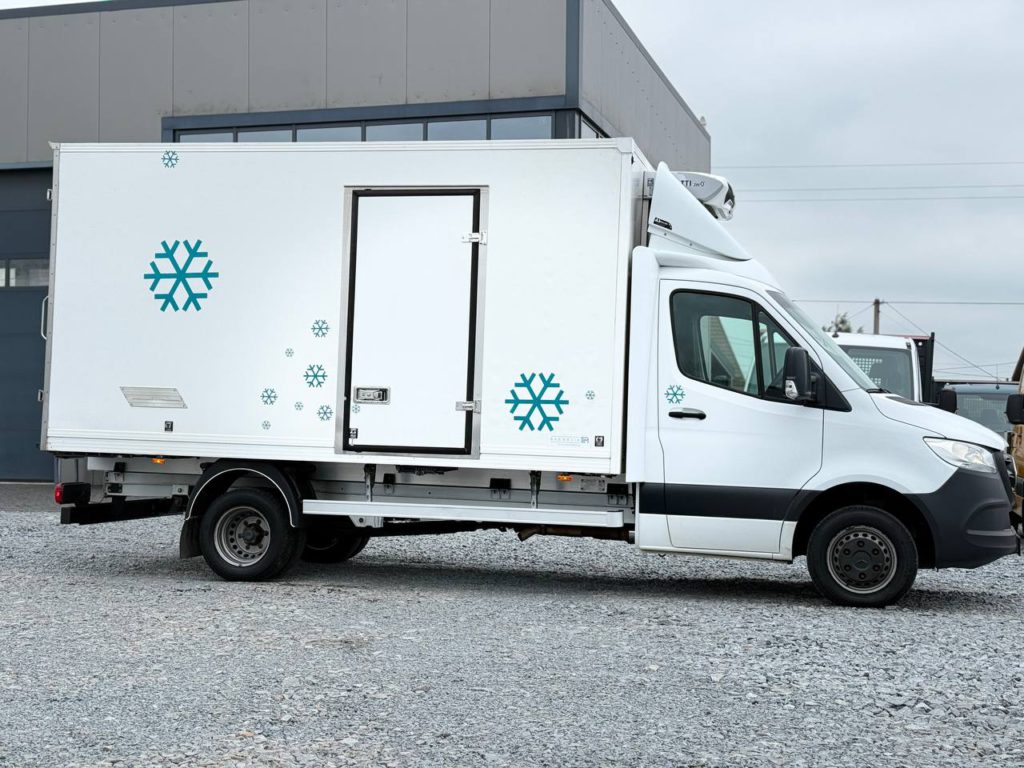 Mercedes-Benz Sprinter 2021