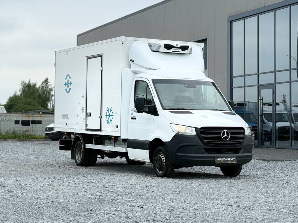 Mercedes-Benz Sprinter 2021
