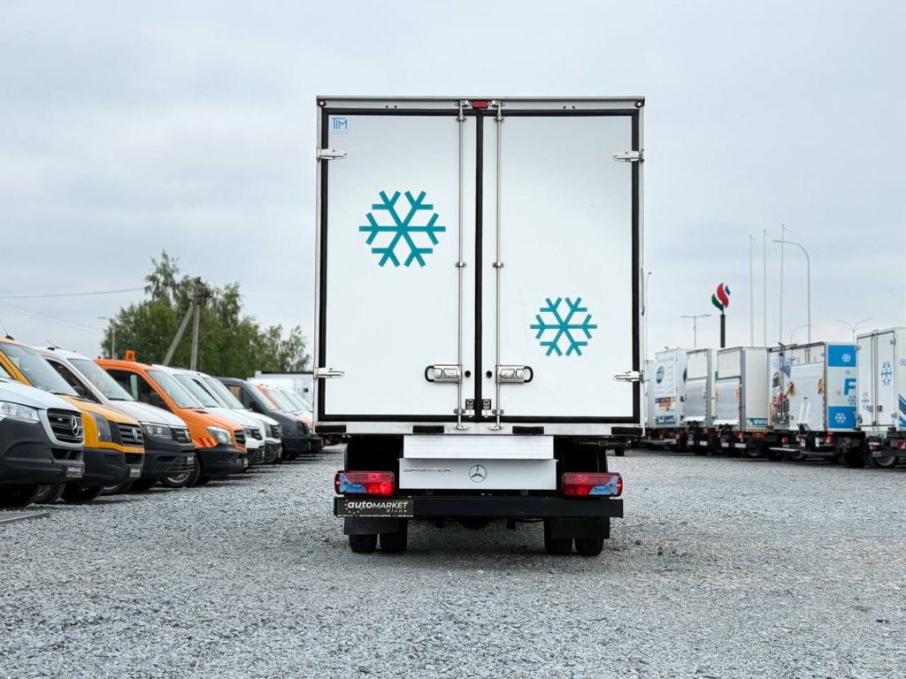 Mercedes-Benz Sprinter 2021