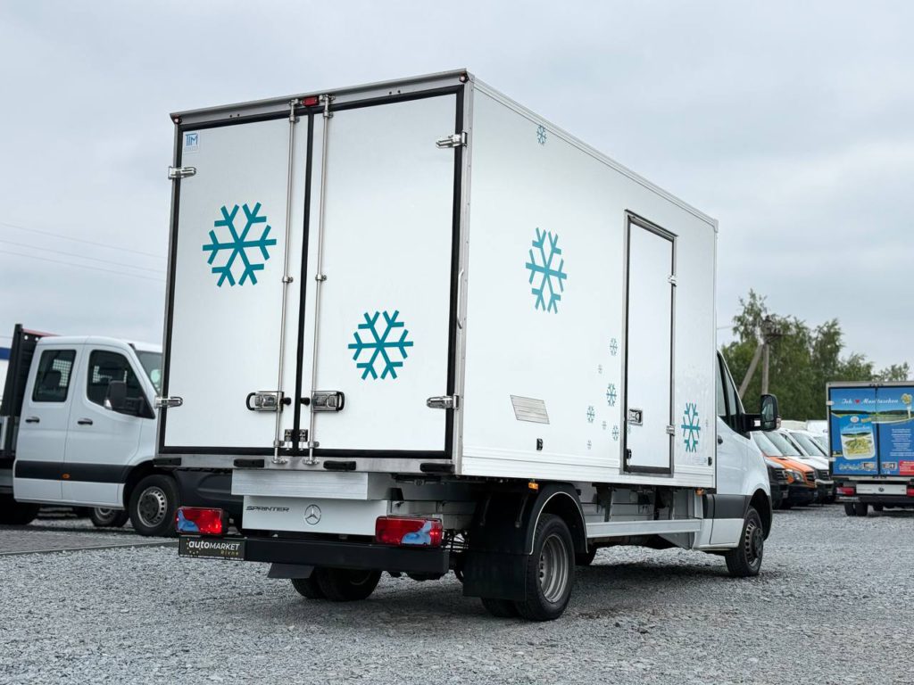 Mercedes-Benz Sprinter 2021