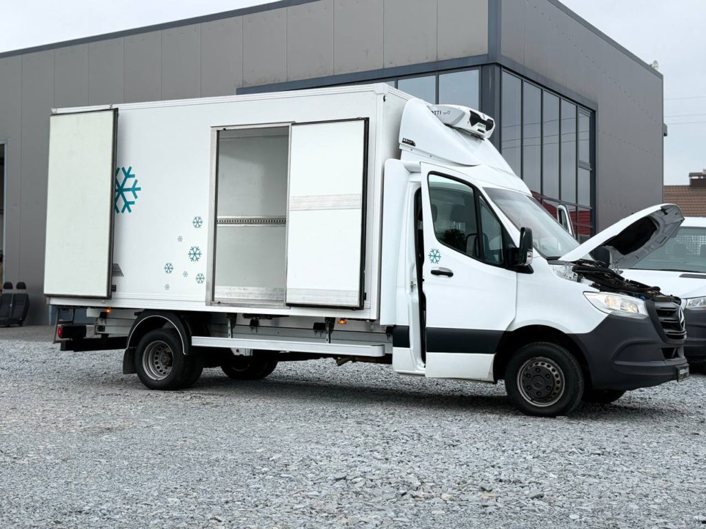 Mercedes-Benz Sprinter 2021