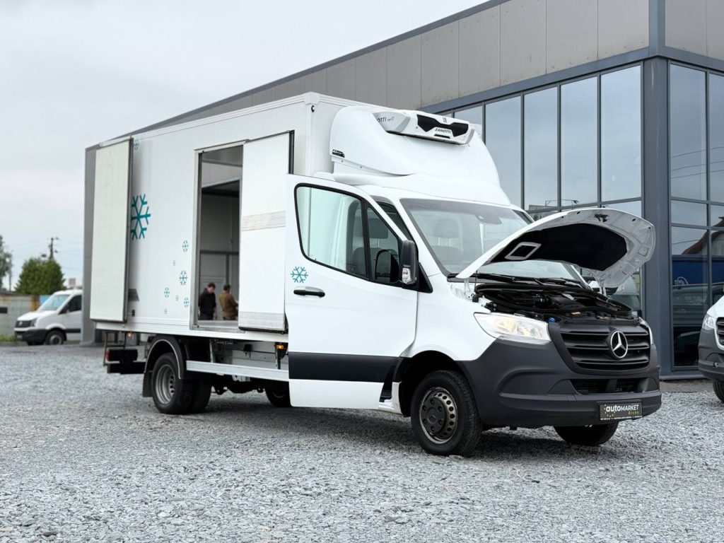 Mercedes-Benz Sprinter 2021