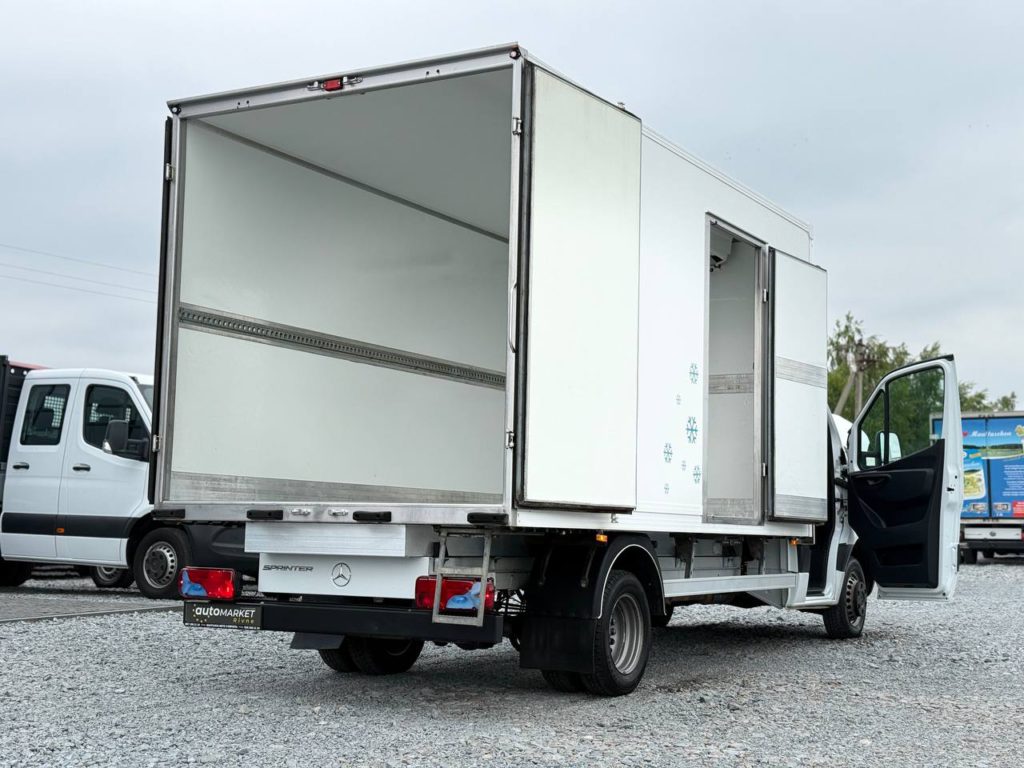 Mercedes-Benz Sprinter 2021