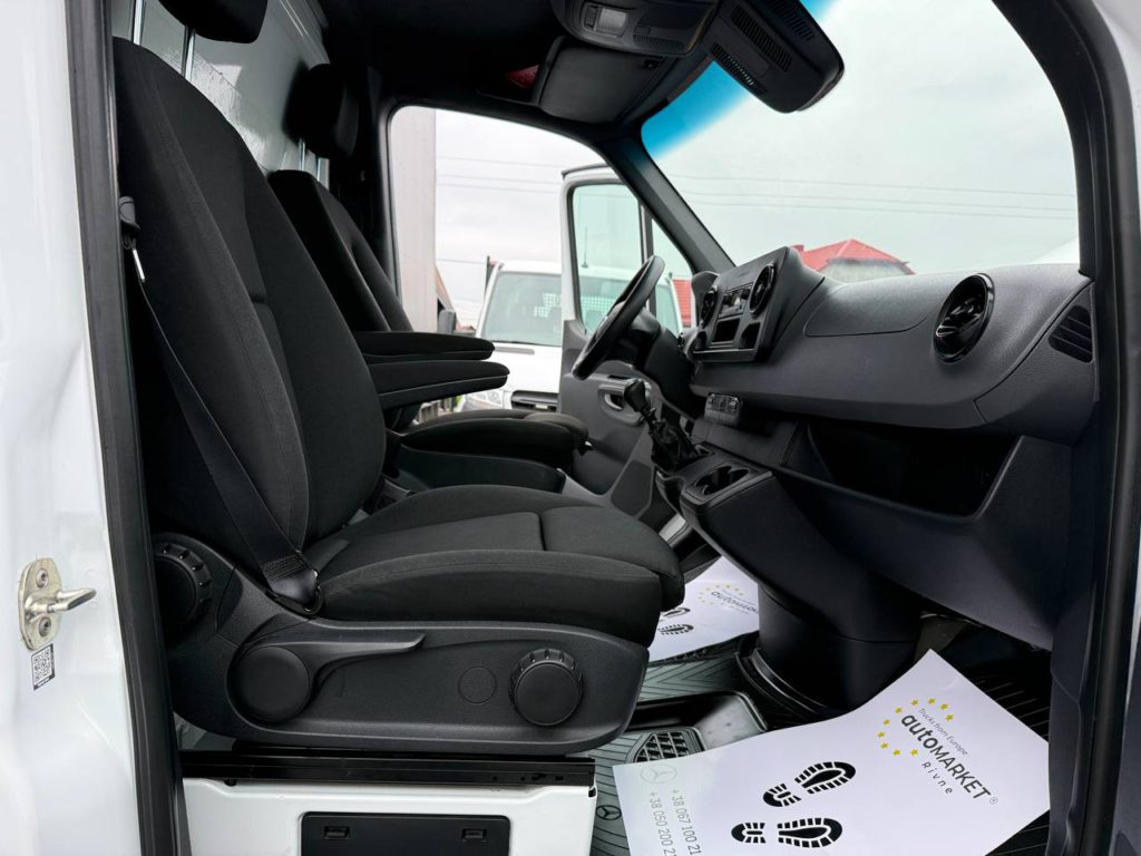 Mercedes-Benz Sprinter 2021